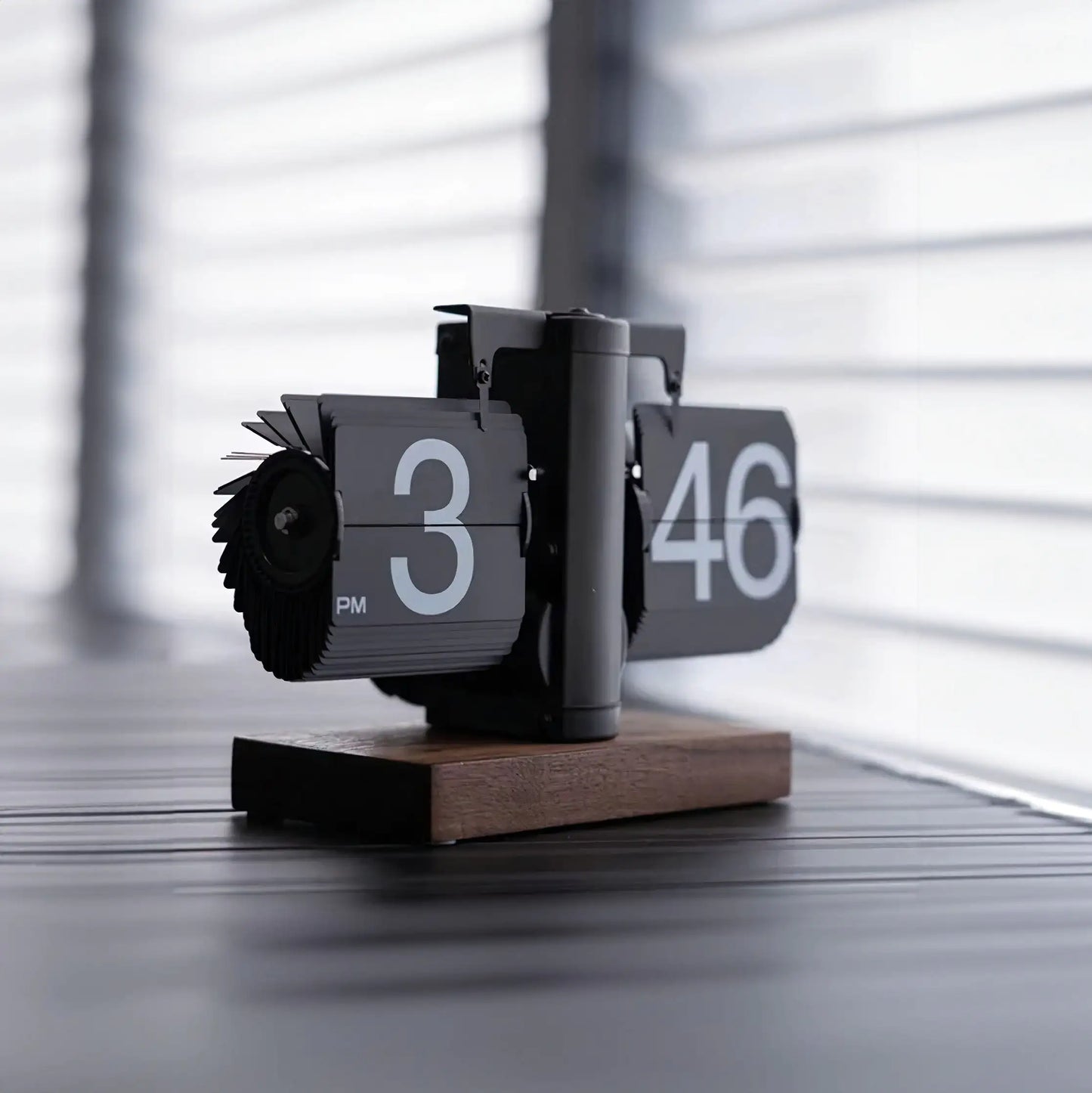 Classic Desktop Flip Clock